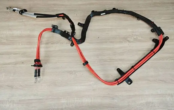 BMW 4 G22 G23 G24 G26 Positive cable (battery) 9107457