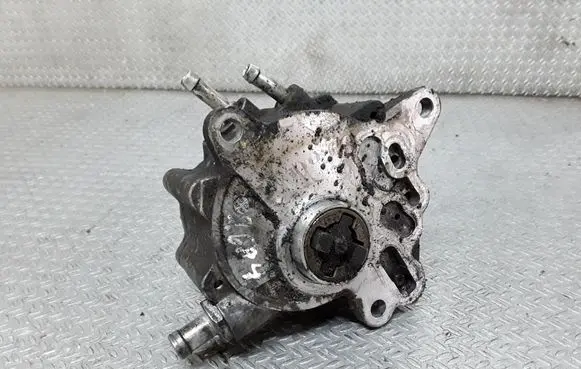 Volkswagen Touran I Vacuum pump 03G145209D