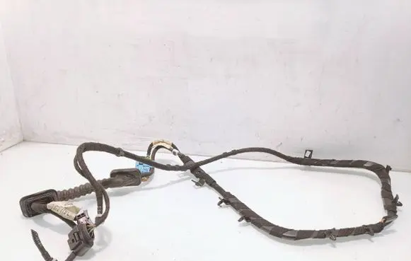Volkswagen Touran I Tailgate/trunk wiring harness 1t0972175l