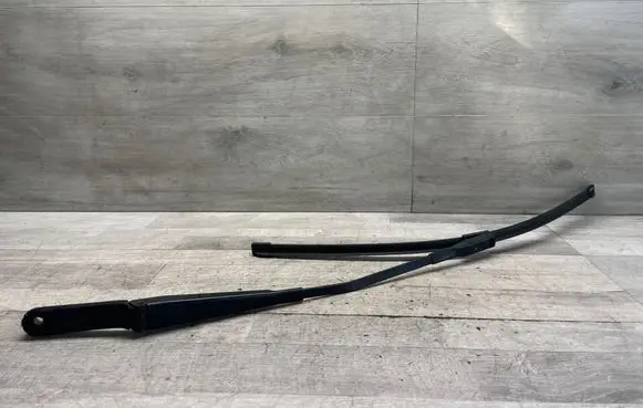 Audi A6 C7 Front wiper blade arm 4G1955407C