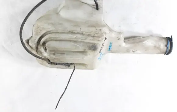Mercedes-Benz Sprinter W906 Windshield washer fluid reservoir/tank A9068690220