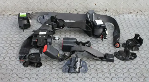 Hyundai ix35 Engine bonnet (hood) release handle