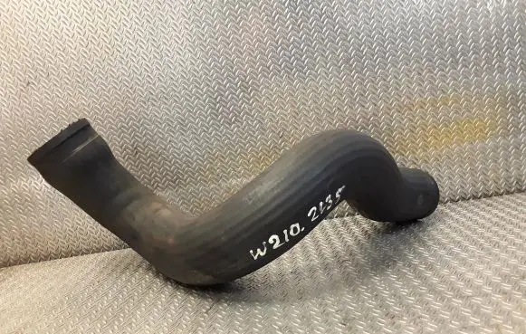 Mercedes-Benz E W210 Intercooler hose/pipe
