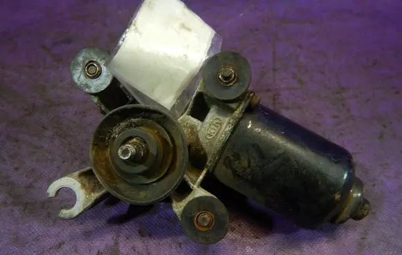 KIA Rio Wiper motor 035217320