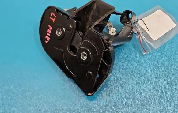 Volkswagen Caddy Rear door lock 2K0843603 IMPRK1586508