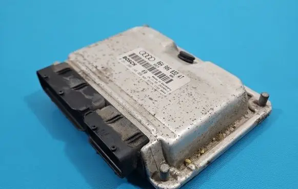 Audi A3 S3 8L Engine control unit/module ECU 06A906032AT IMPRK1529781