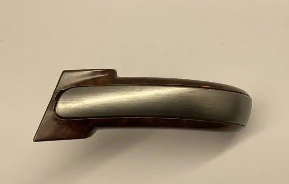 KIA Sorento Front door interior handle trim 