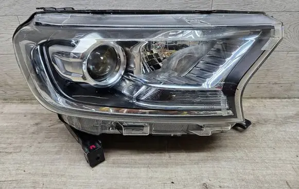 Ford Ranger Headlight/headlamp FORDRANGERIII