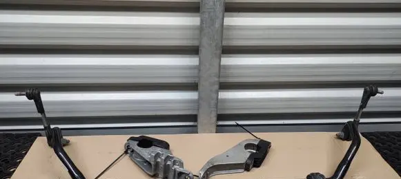 BMW 5 G30 G31 G38 Front anti-roll bar/sway bar 6873475