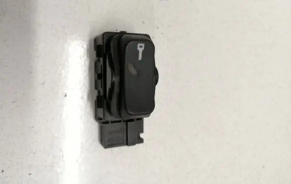 Central locking switch button