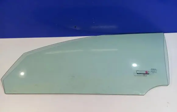 Volvo S40 Front door window glass four-door 8693973