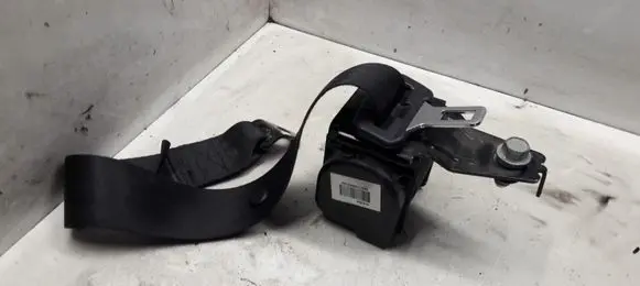 Hyundai Sonata Front seatbelt 041207