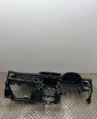 Nissan Qashqai Dashboard 682P94EA0A SR00251089