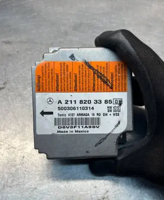 Mercedes-Benz E W211 Airbag control unit/module A2118203385