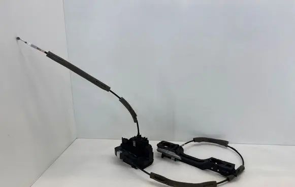 Renault Koleos II Rear door lock