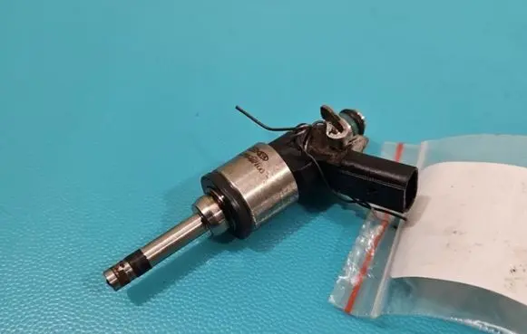 Hyundai i30 Fuel injector 35310-07100 IMPRK1369885