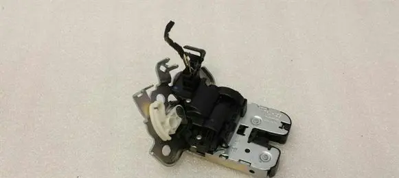 Audi A3 S3 8V Tailgate/trunk/boot lock/catch/latch 4H0827505A