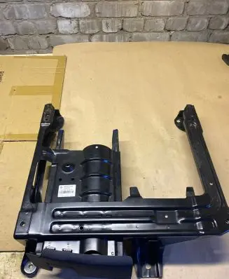 Audi Q7 4L Front passenger seat console base 7L0881678G ZK003086 01009539