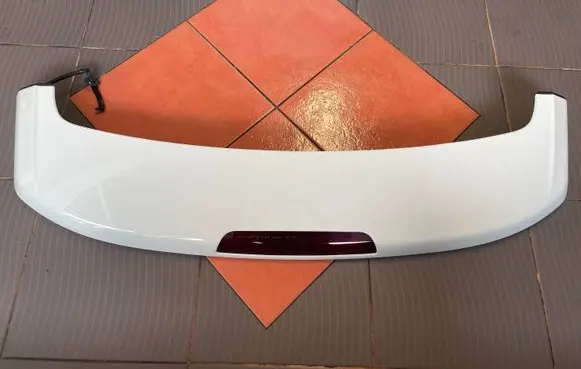 Jeep Compass Tailgate/trunk spoiler 5SX84TRMAD 5SX84KW3AE