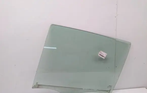 Renault Laguna II Rear door window glass