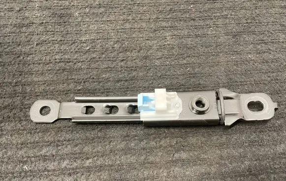 Hyundai Tucson TL Seat belt height adjuster 88890D7000