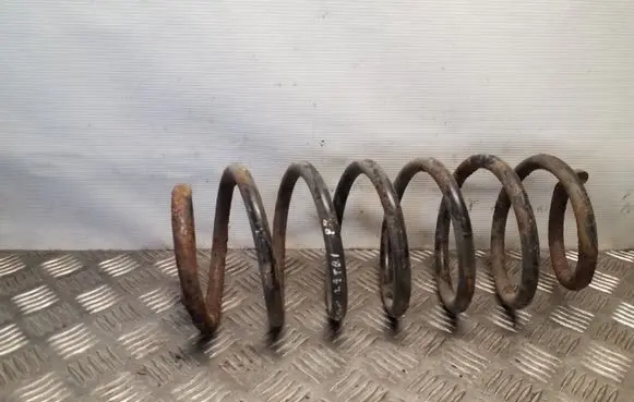 Audi 80 90 S2 B4 Front coil spring