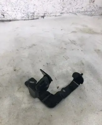 Nissan Juke II F16 Other engine bay part 241379251r