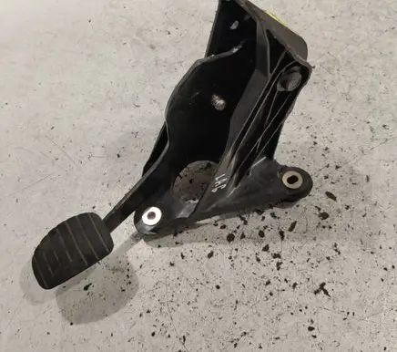 Clutch pedal
