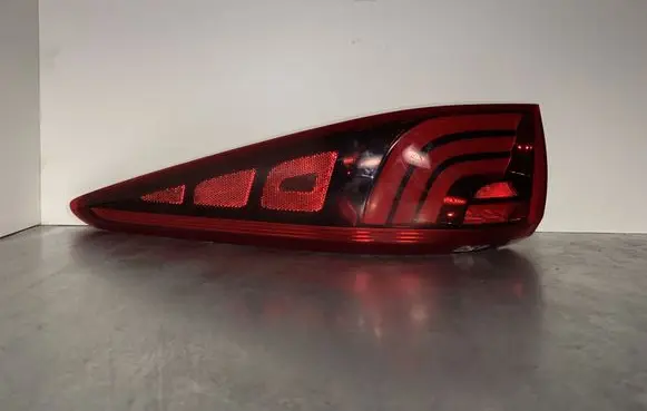 KIA Sportage Rear/tail lights 92402F11