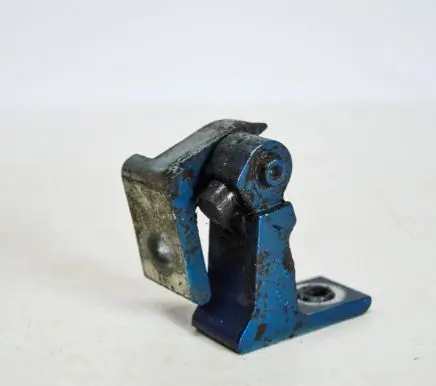 Audi A4 S4 B8 8K Front door upper hinge 8K0831402E