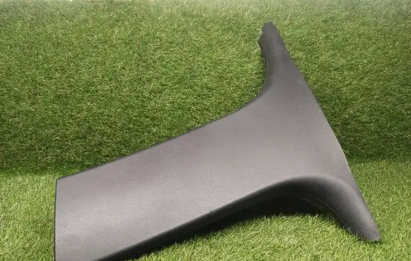 (B) pillar trim (bottom)