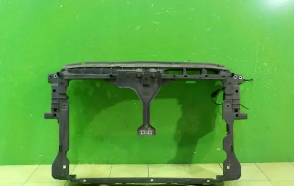 Volkswagen Tiguan Radiator support slam panel 17AB151