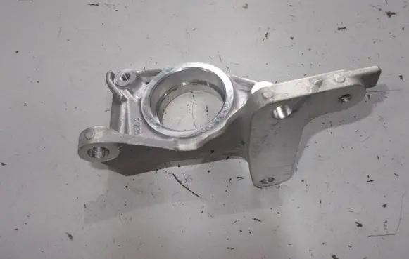Nissan Qashqai Driveshaft support bearing bracket 