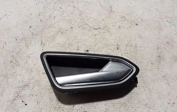 Renault Captur II Rear door interior handle 828723042R