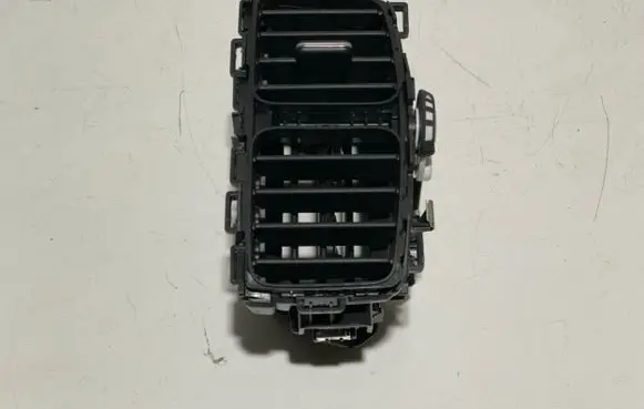 Citroen C5 Aircross Dash center air vent grill 9817118477