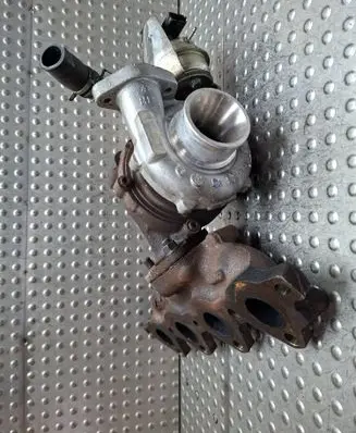 Opel Astra J Turbo S26336468 55567731