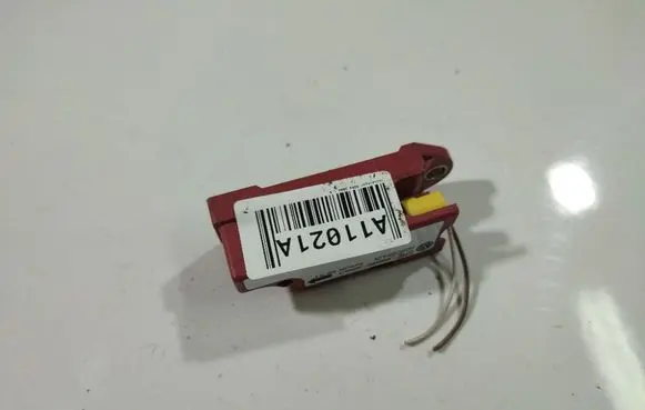 Volkswagen Bora Airbag deployment crash/impact sensor 1J0909606D