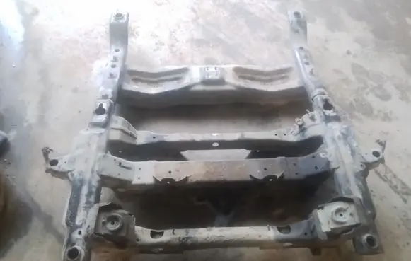 Volkswagen Crafter Front subframe
