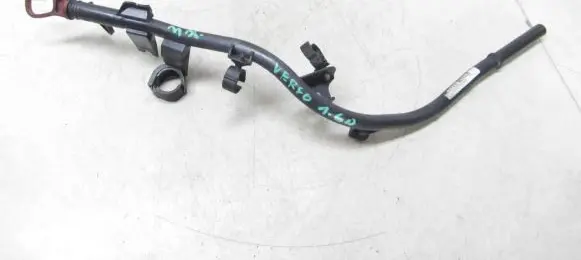 Toyota Verso Oil level dip stick 3465467
