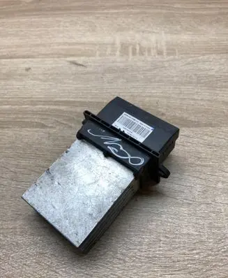 Renault Master II Heater blower motor/fan resistor VZF661747L