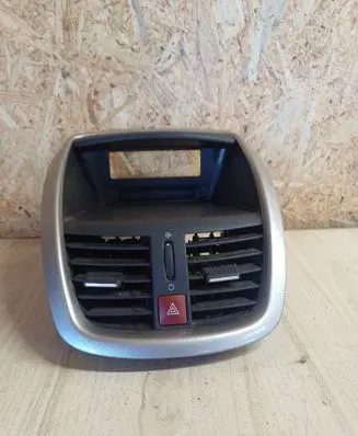 Peugeot 207 Dash center air vent grill 9650068177 A1099814