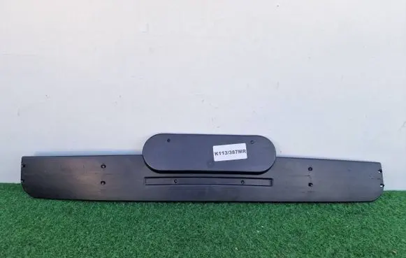 Audi A3 S3 8P Front bumper upper radiator grill 8P0853037