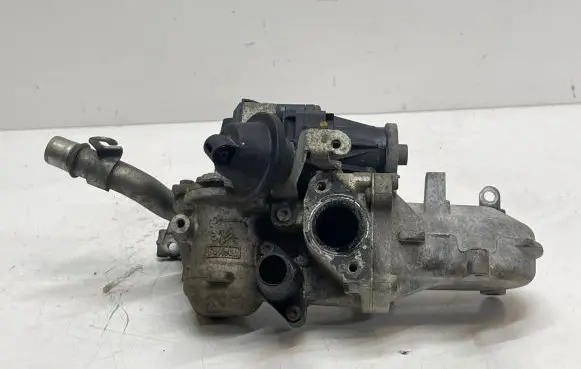 Ford Focus EGR valve cooler 50563903 3182338831