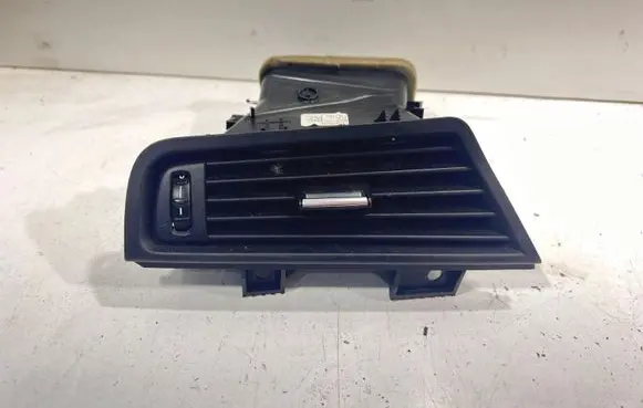 BMW 5 F10 F11 Dashboard air vent grill cover trim 9166887