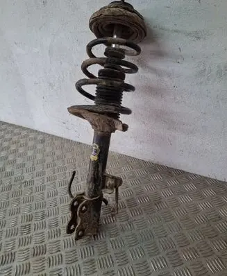 Nissan X-Trail T30 Rear shock absorber with coil spring 423093JP 10070