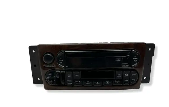 Chrysler Pacifica Radio/CD/DVD/GPS head unit P05082467AC