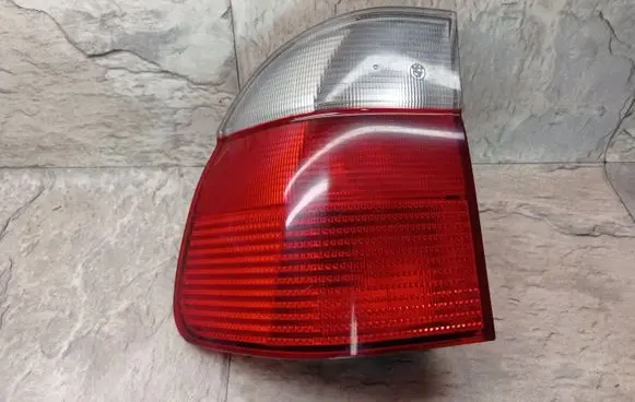 BMW 5 E39 Rear/tail lights 2496321