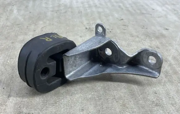 Audi A6 S6 C7 4G Muffler mount bracket/holder 4G0253147 783335141979