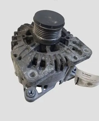 Renault Megane III Generator/alternator 231000026RA TG15C146 2606272B