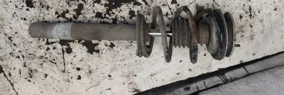 BMW 5 E39 Front shock absorber with coil spring